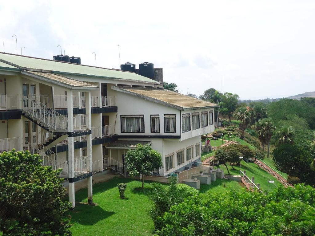 Brisk Hotel Triangle Jinja