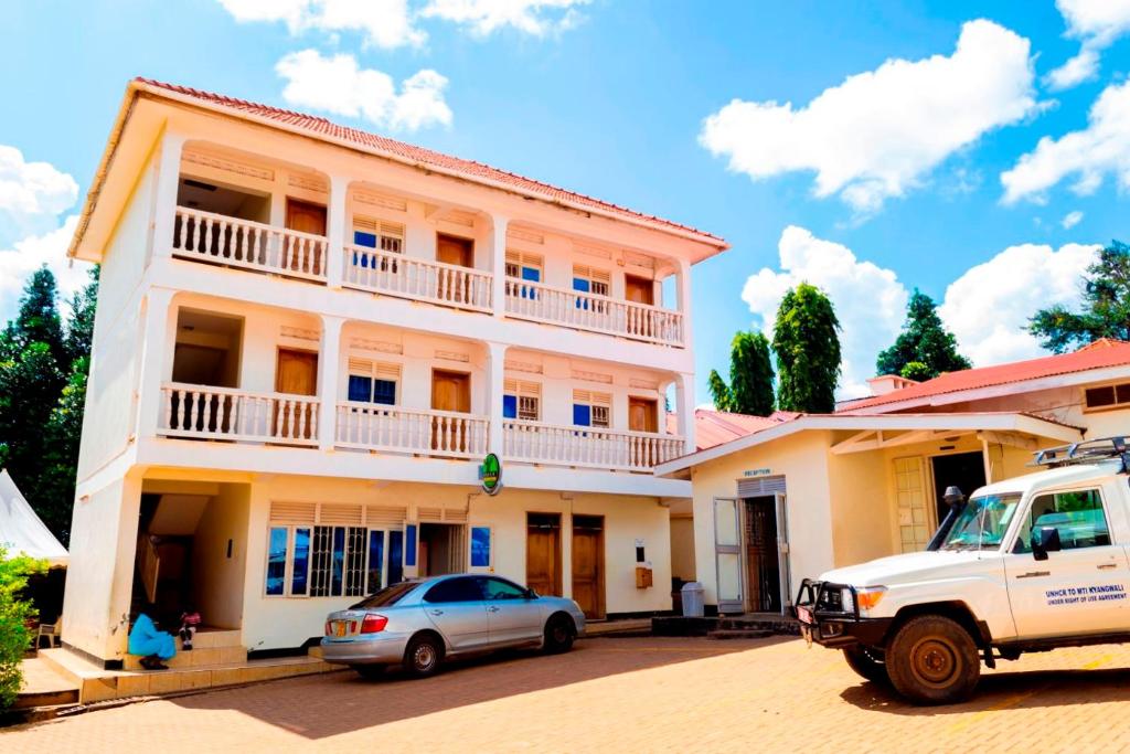 Kijungu Hill Hotel