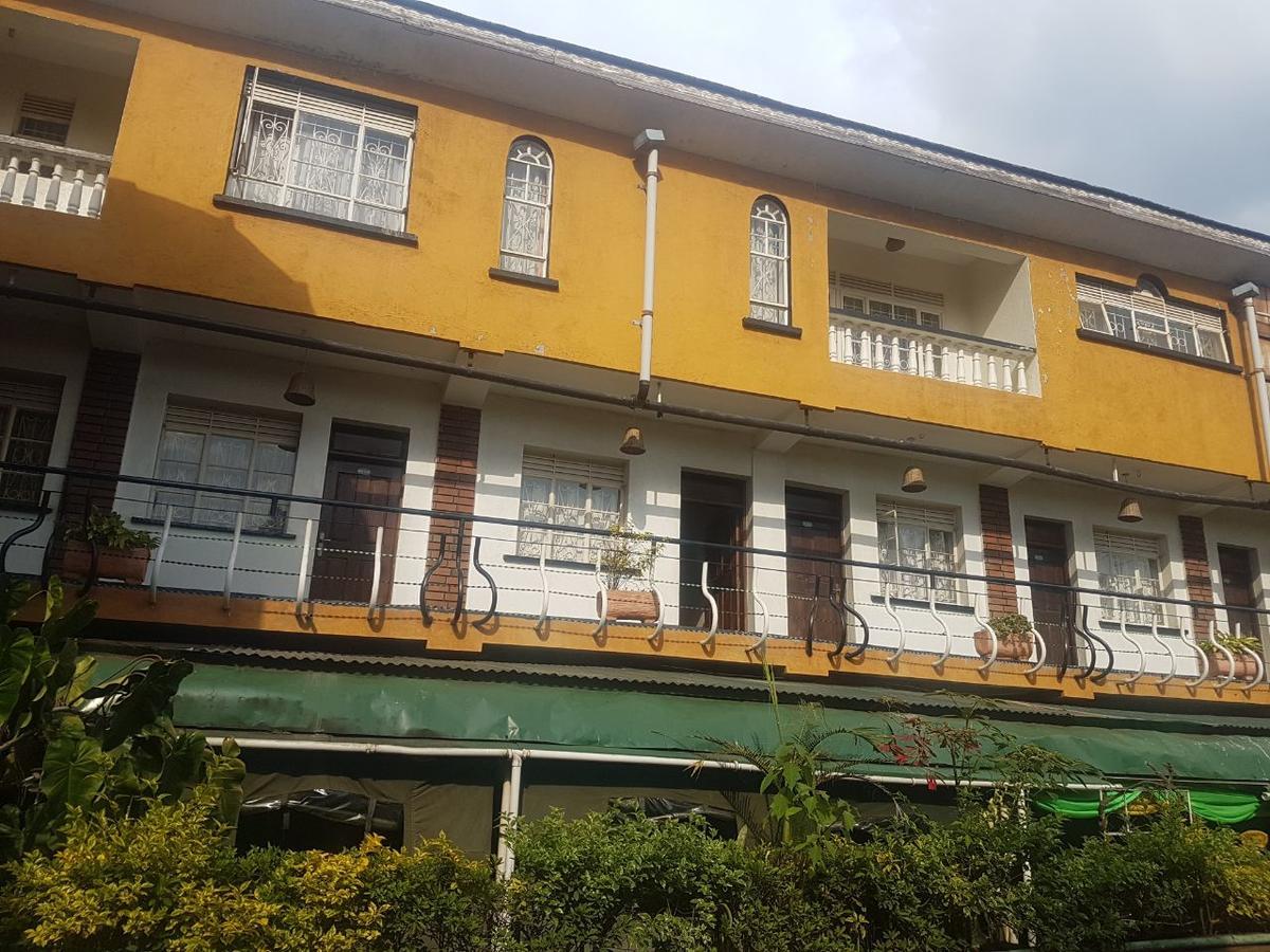 Rwenzori Travellers Inn
