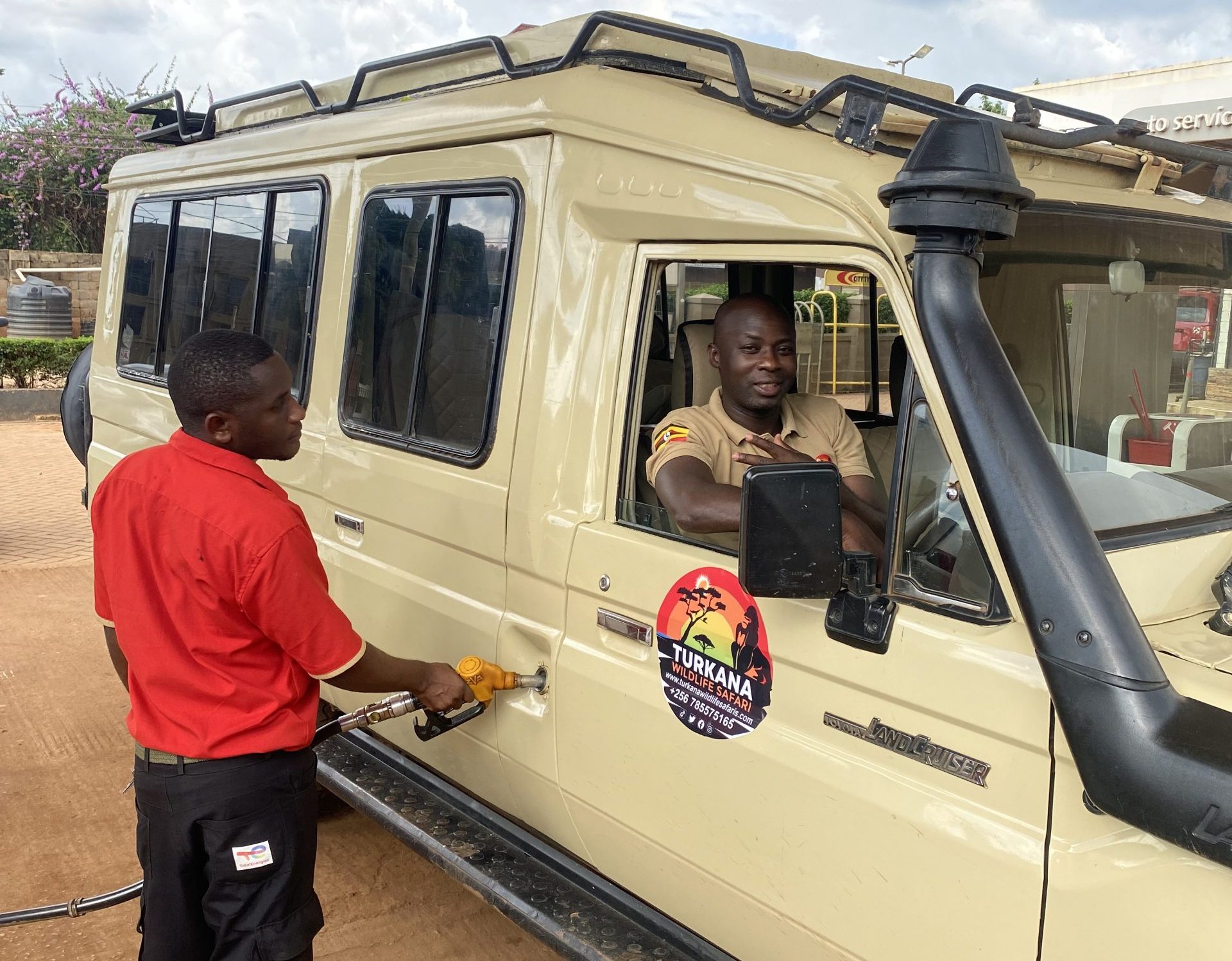 Luxury Uganda Safaris