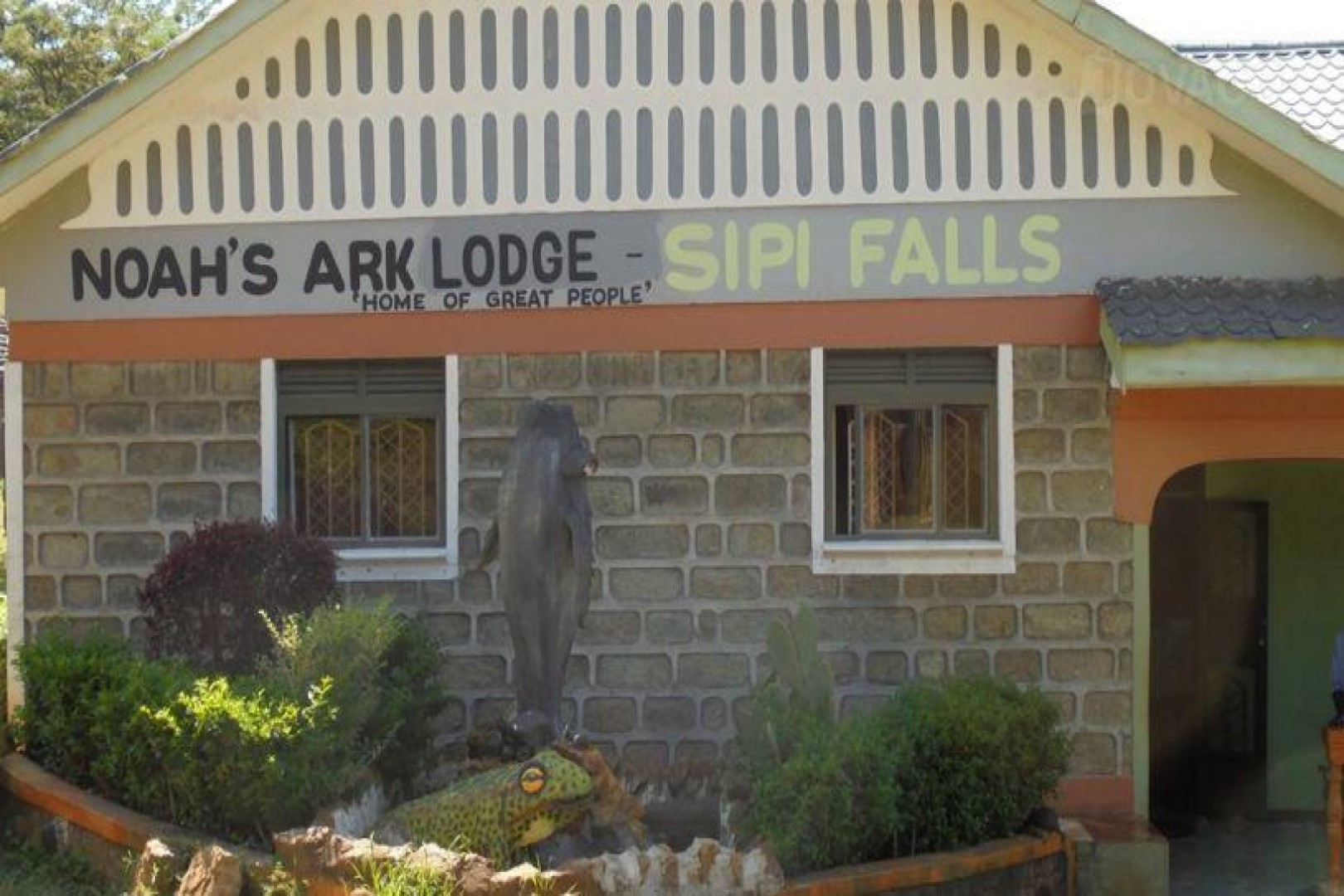 Noahs Ark Hotel